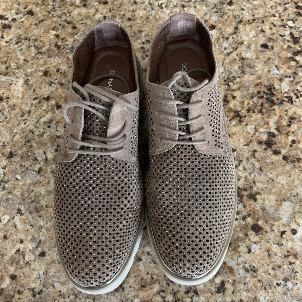 DONALD J PLINER Conni Perforated Oxfords Size 8 Rhinestone Taupe Gray